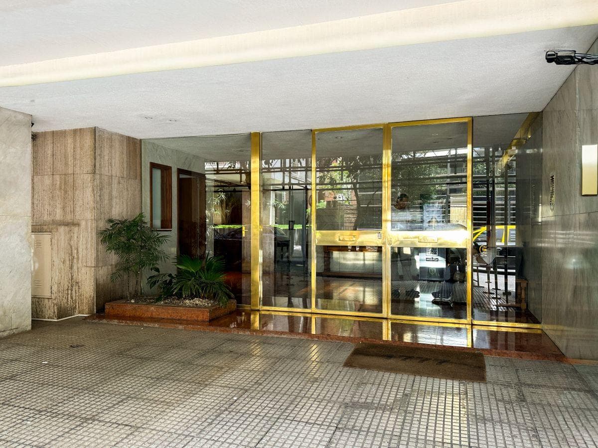 Piso 18 con vista al río en Belgrano